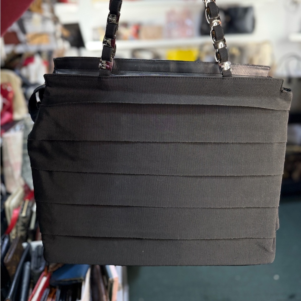 FERRAGAMO SHOULDER BAG